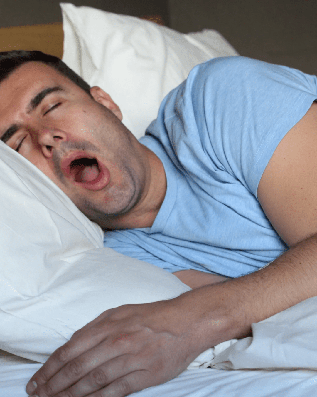 Snurken door mondademhaling: zo herken je het en wat helpt echt